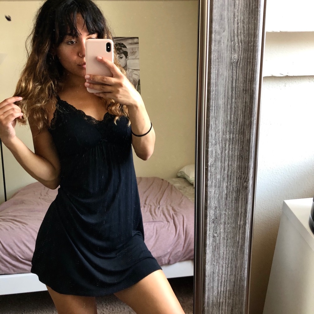 black mini dress 🖤